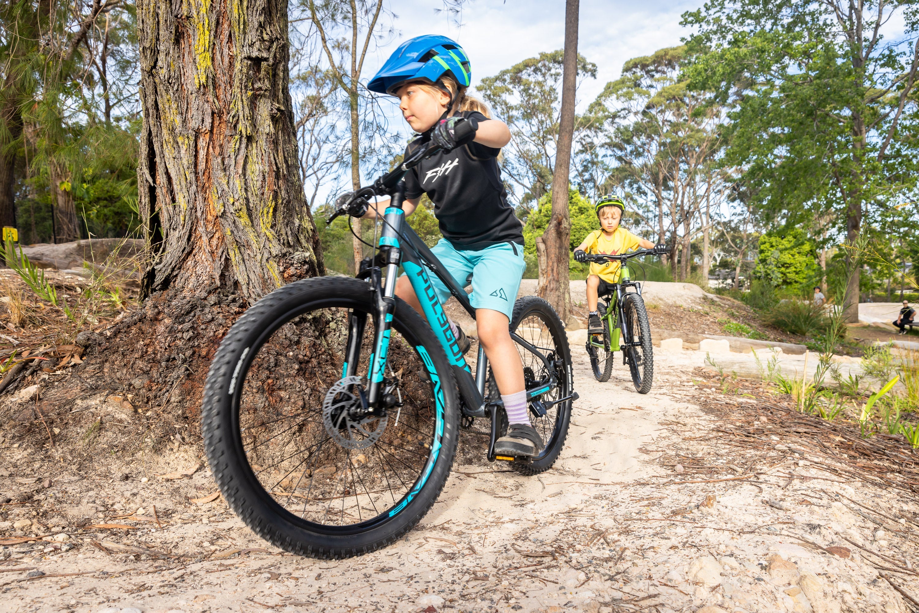 Polygon Premier 24" XC Disc - Kids Mountain Bike - Image 14